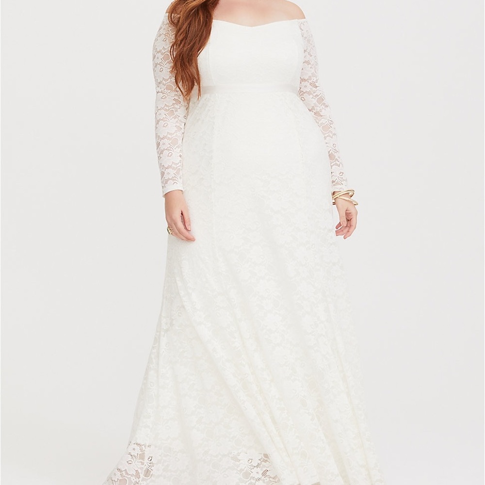 Off the Shoulder Lace Special occasion gown